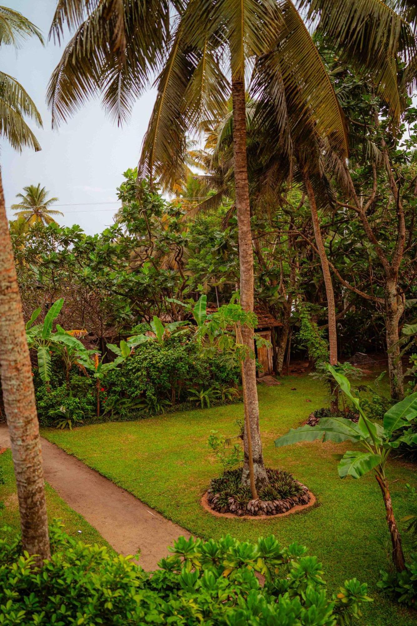 Amuura Beach Villa Beruwala Exterior photo